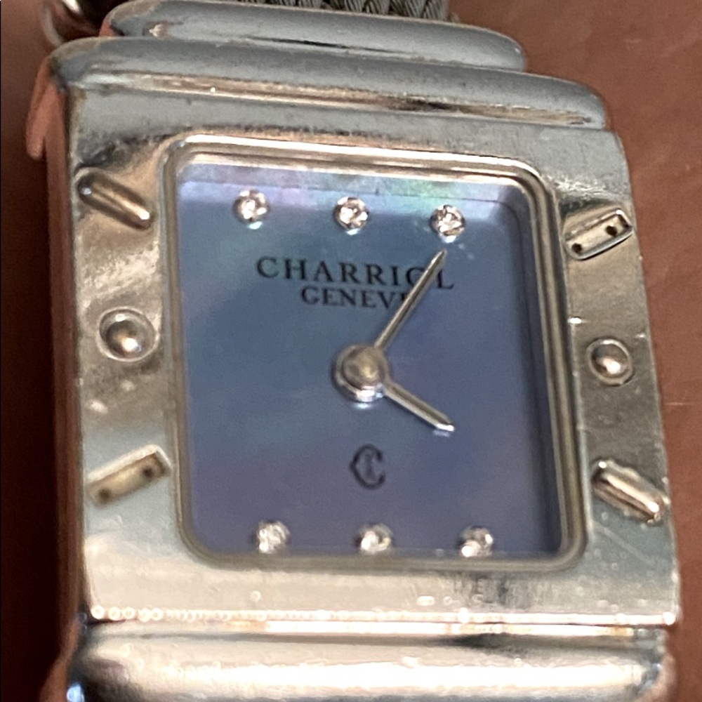CHARRIOL    watch used in very good condition